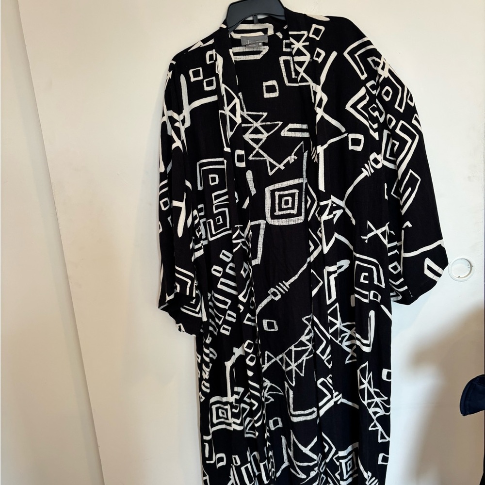 Anthropologie Monochrome Abstract Kimono